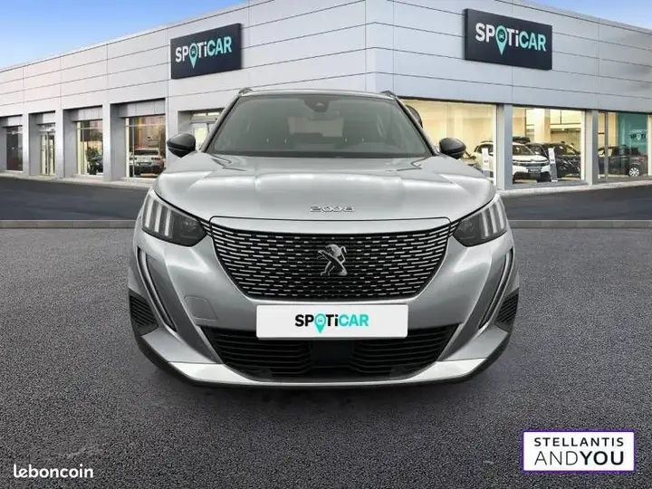 Peugeot 2008 2023 photo 2