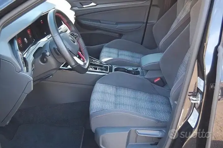 Volkswagen Golf 2022 photo 4