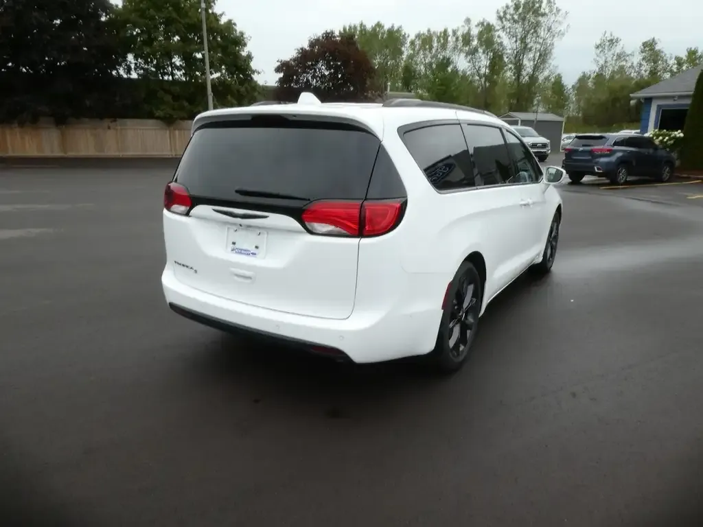 Chrysler Pacifica 2020 photo 5