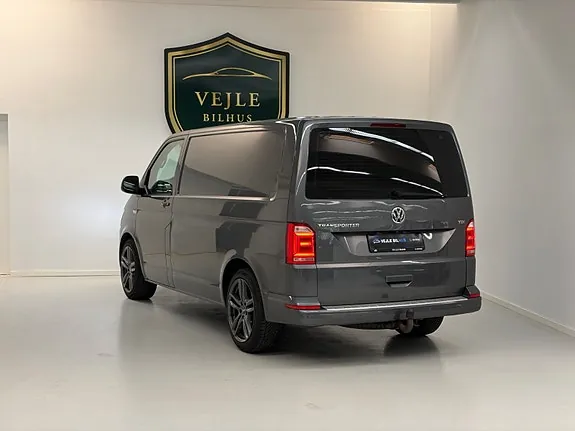 Volkswagen Transporter 2017 photo 4
