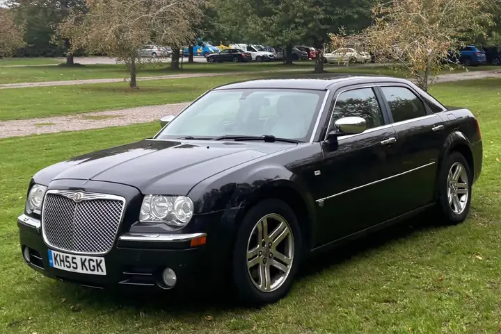 Chrysler 300C 2005 photo 2