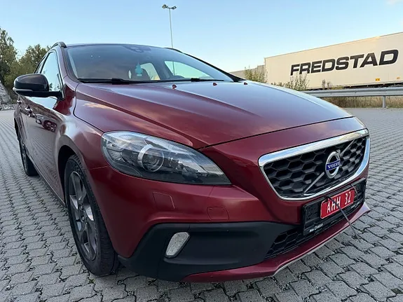 Volvo V40 Cross Country 2015 photo 4