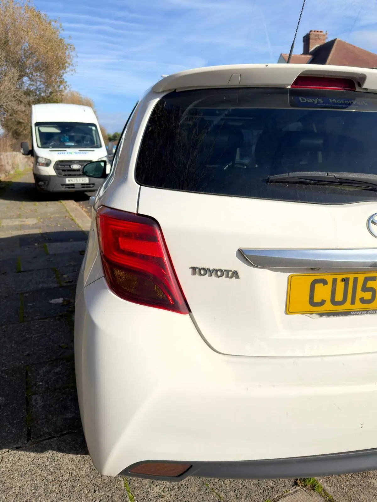 Toyota Yaris 2015 photo 5