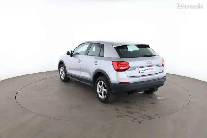 Audi Q2 2017 photo 2