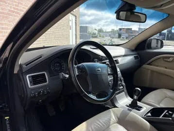 Volvo V70 2009 photo 3
