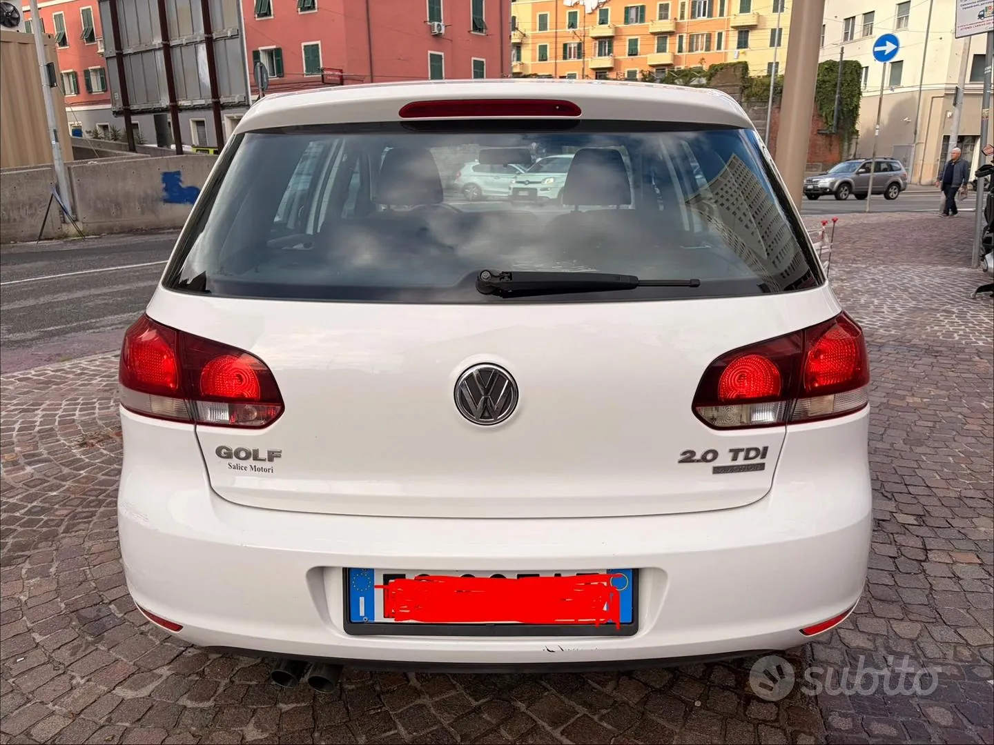 Volkswagen Golf 2010 photo 4