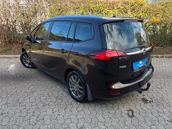 Opel Zafira Tourer 2012 photo 3