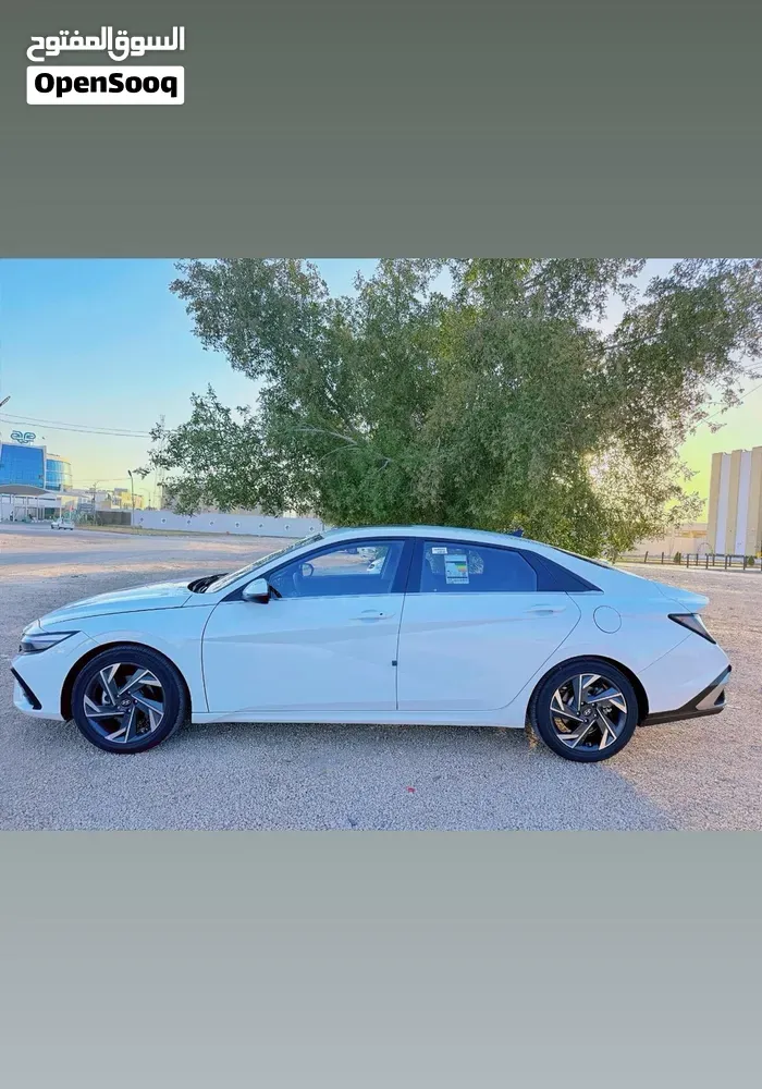 Hyundai Elantra 2023 photo 5