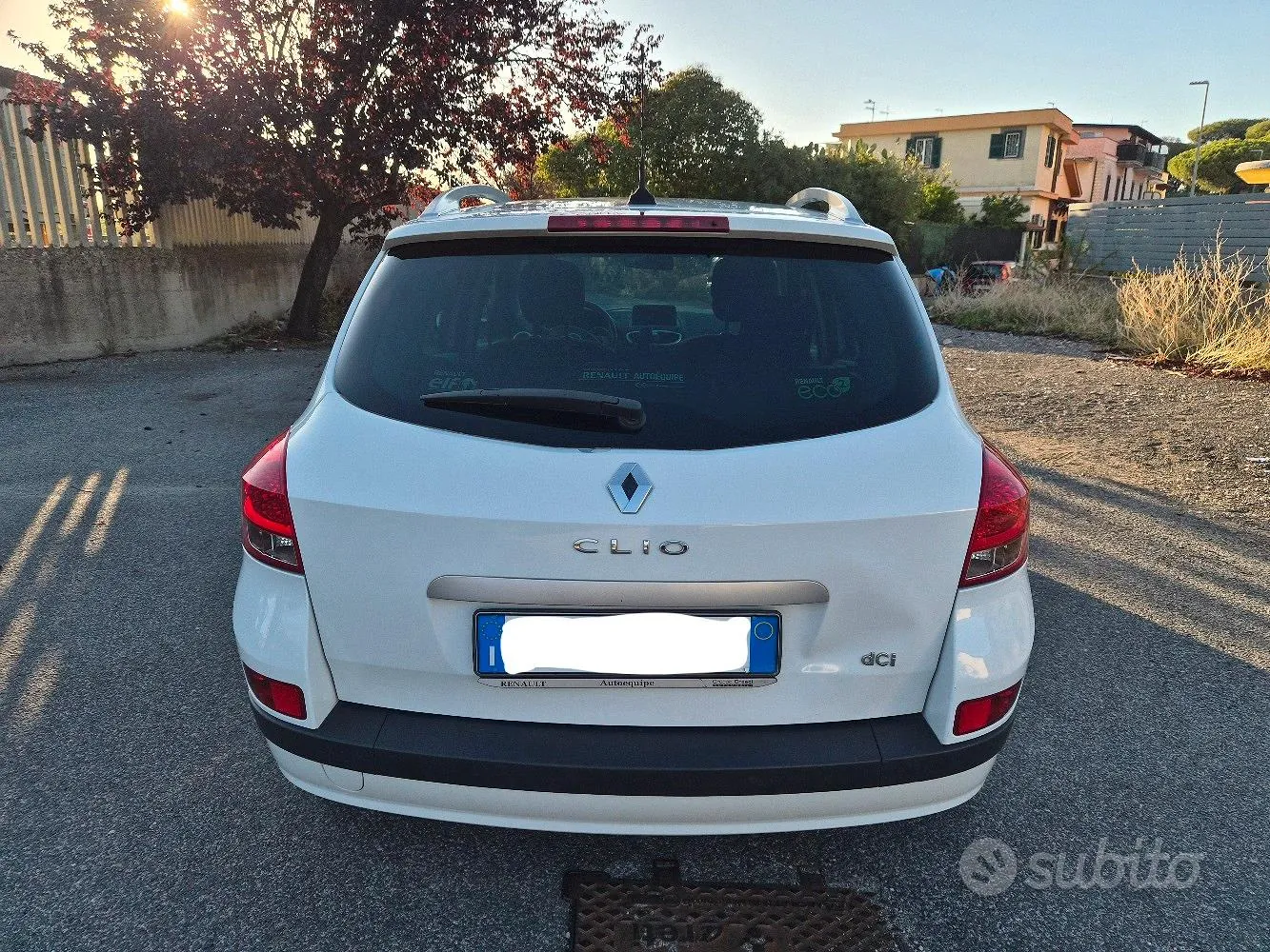 Renault Clio 2012 photo 2