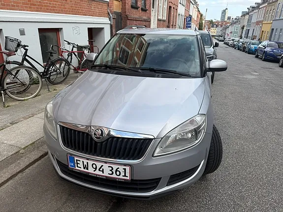 Skoda Fabia 2014 photo 3