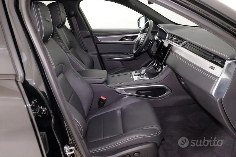 Jaguar F-Pace 2023 photo 3