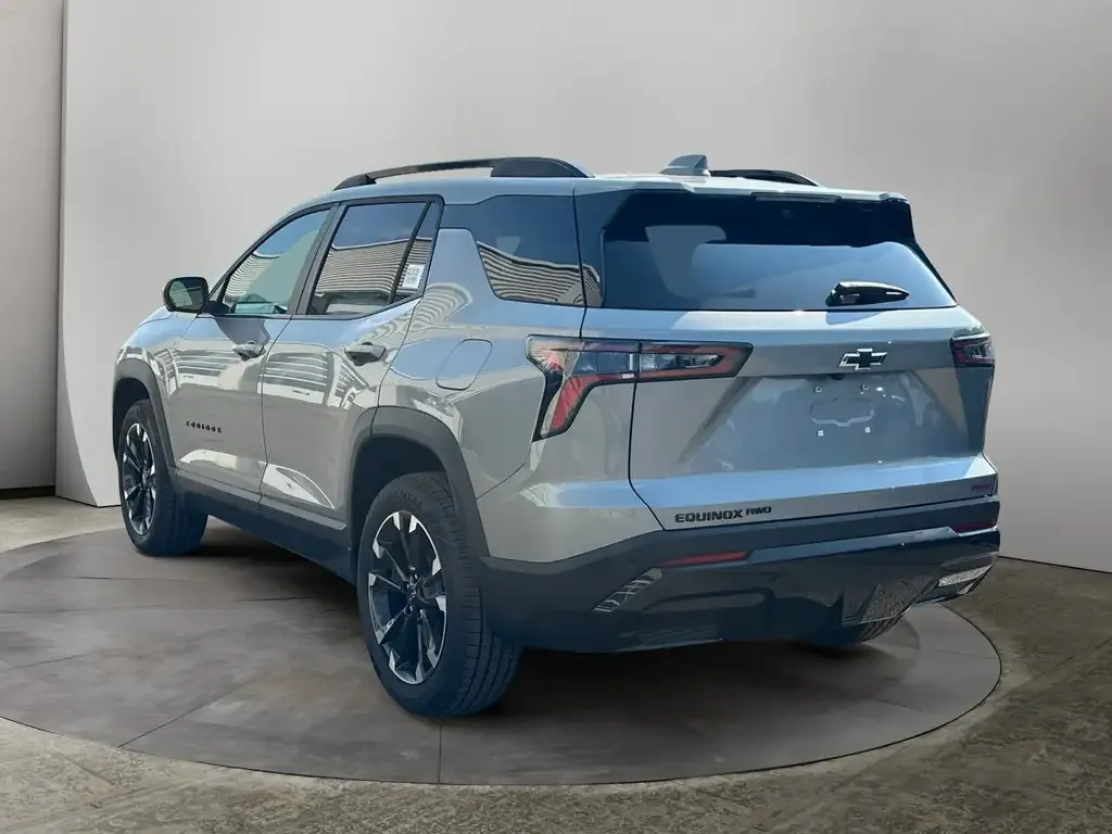 Chevrolet Equinox 2027 photo 3