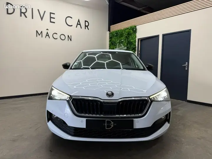 Skoda Scala 2020 photo 2