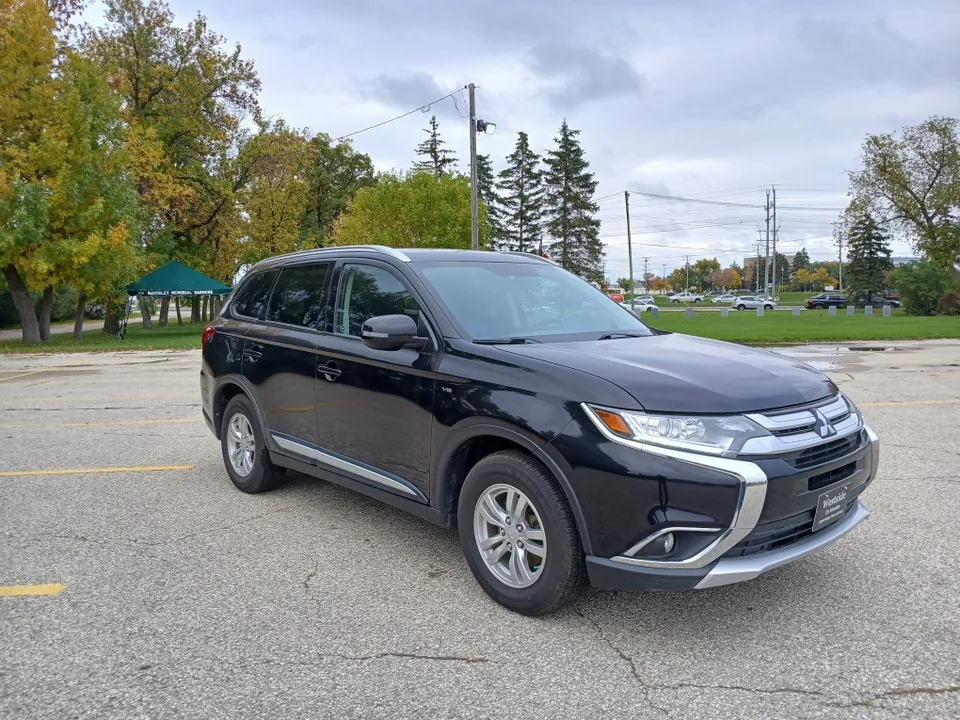 Mitsubishi Outlander 2016 photo 4