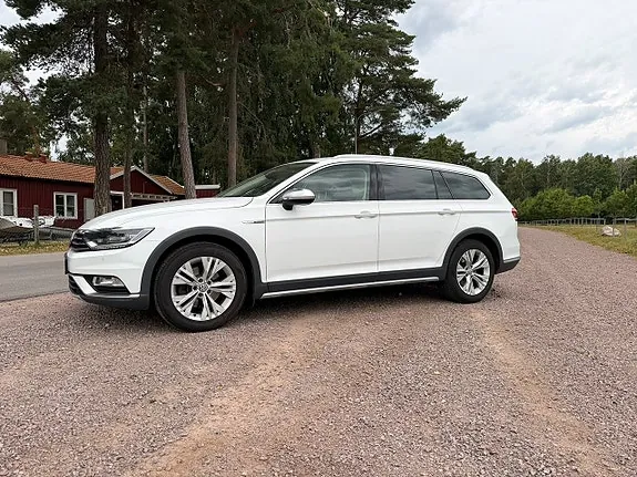 Volkswagen Passat Alltrack 2019 photo 3