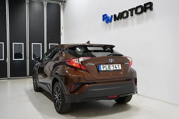 Toyota C-Hr 2017 photo 4