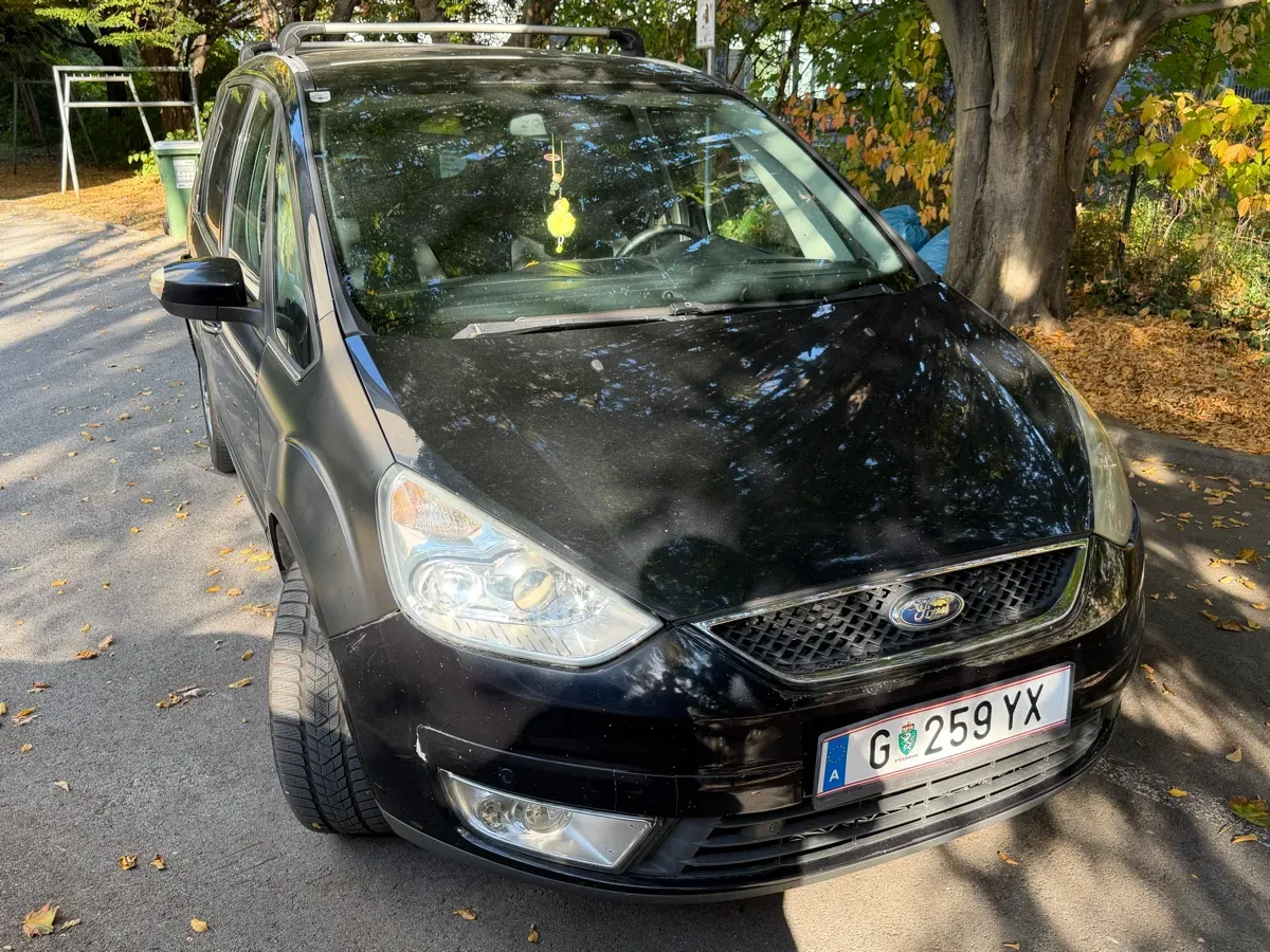 Ford Galaxy 2007 photo 2