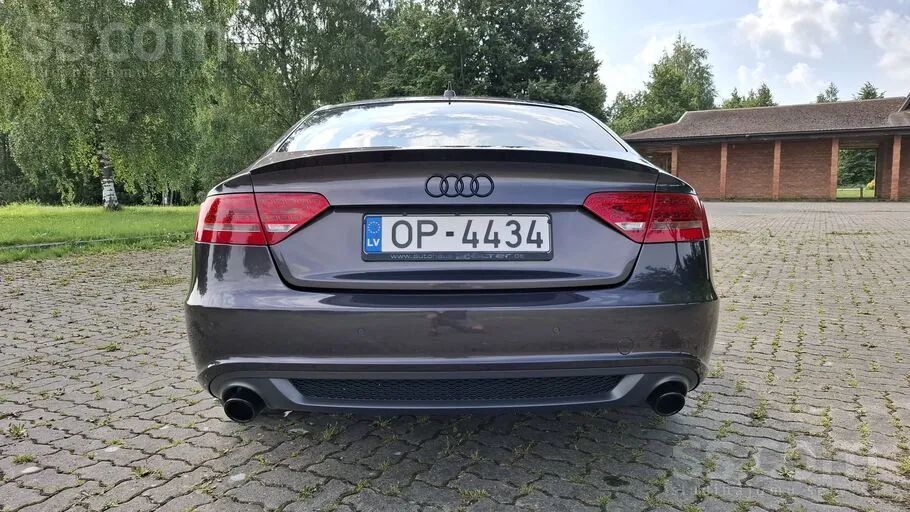 Audi A5 2010 photo 5