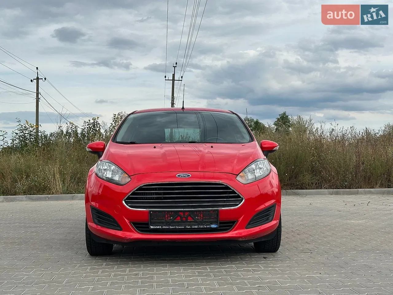 Ford Fiesta 2015 photo 2