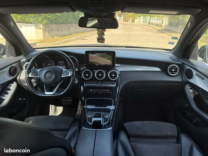 Mercedes-Benz Glc 2016 photo 2
