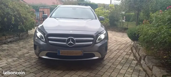 Mercedes-Benz A-Class 2014 photo 4