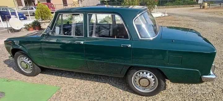 Alfa Romeo Giulia 1960 photo 2