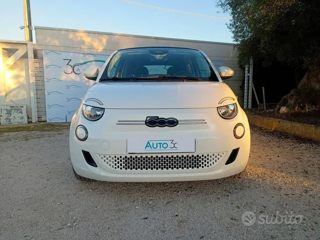 Fiat 500E 2024 photo 2