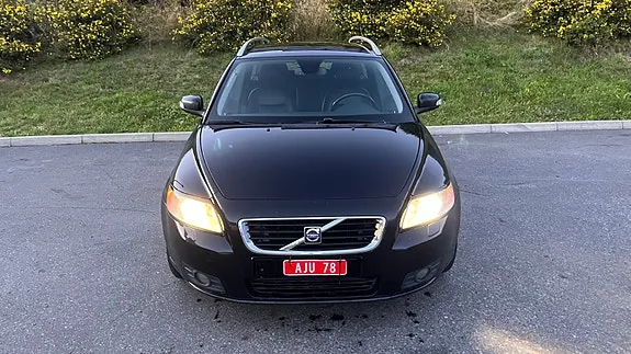 Volvo V50 2009 photo 2