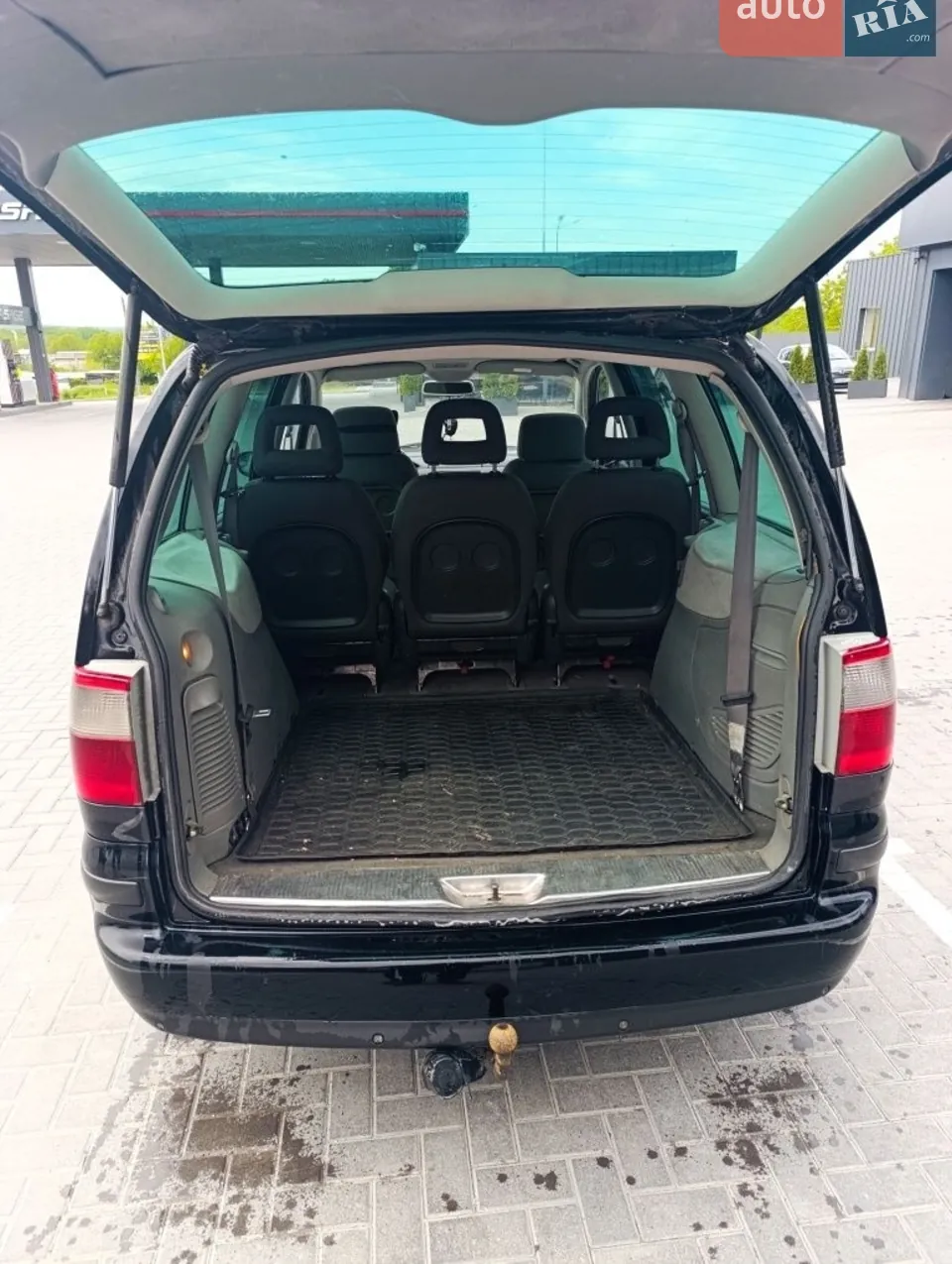 Ford Galaxy 2001 photo 3