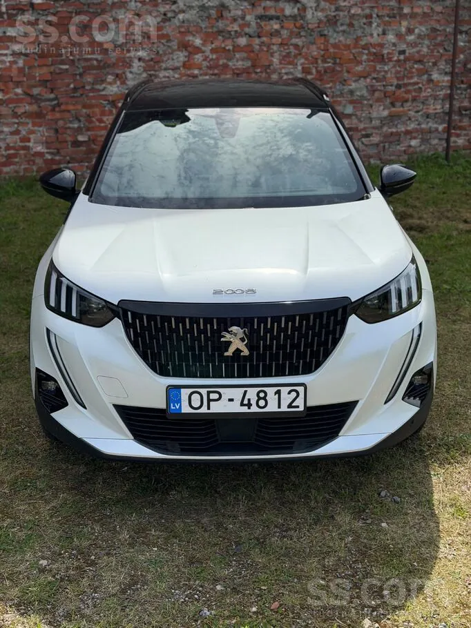 Peugeot 2008 2021 photo 2