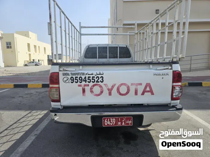 Toyota Hilux 2012 photo 2