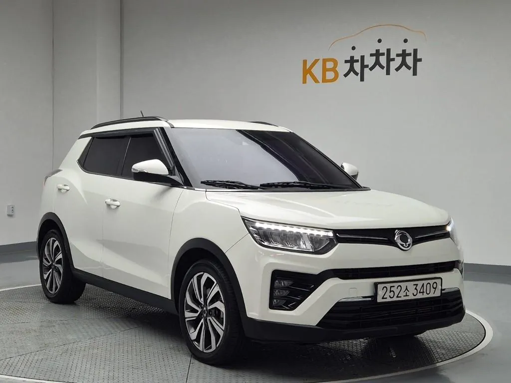 KG Mobility Tivoli 2020 photo 4