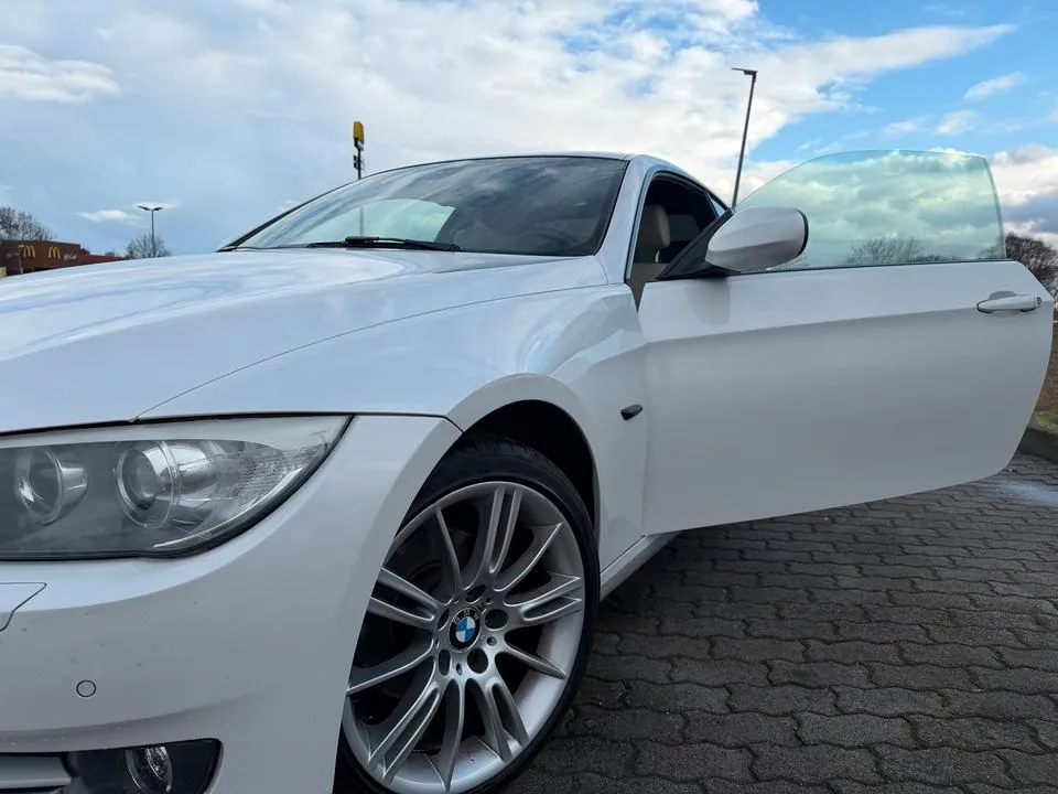 BMW 320I Coupé