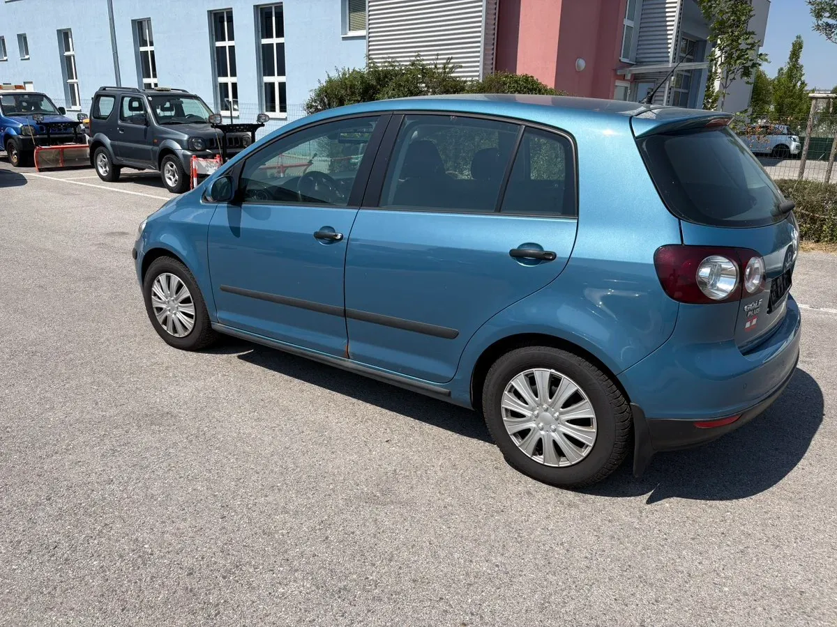 Volkswagen Golf 2006 photo 2