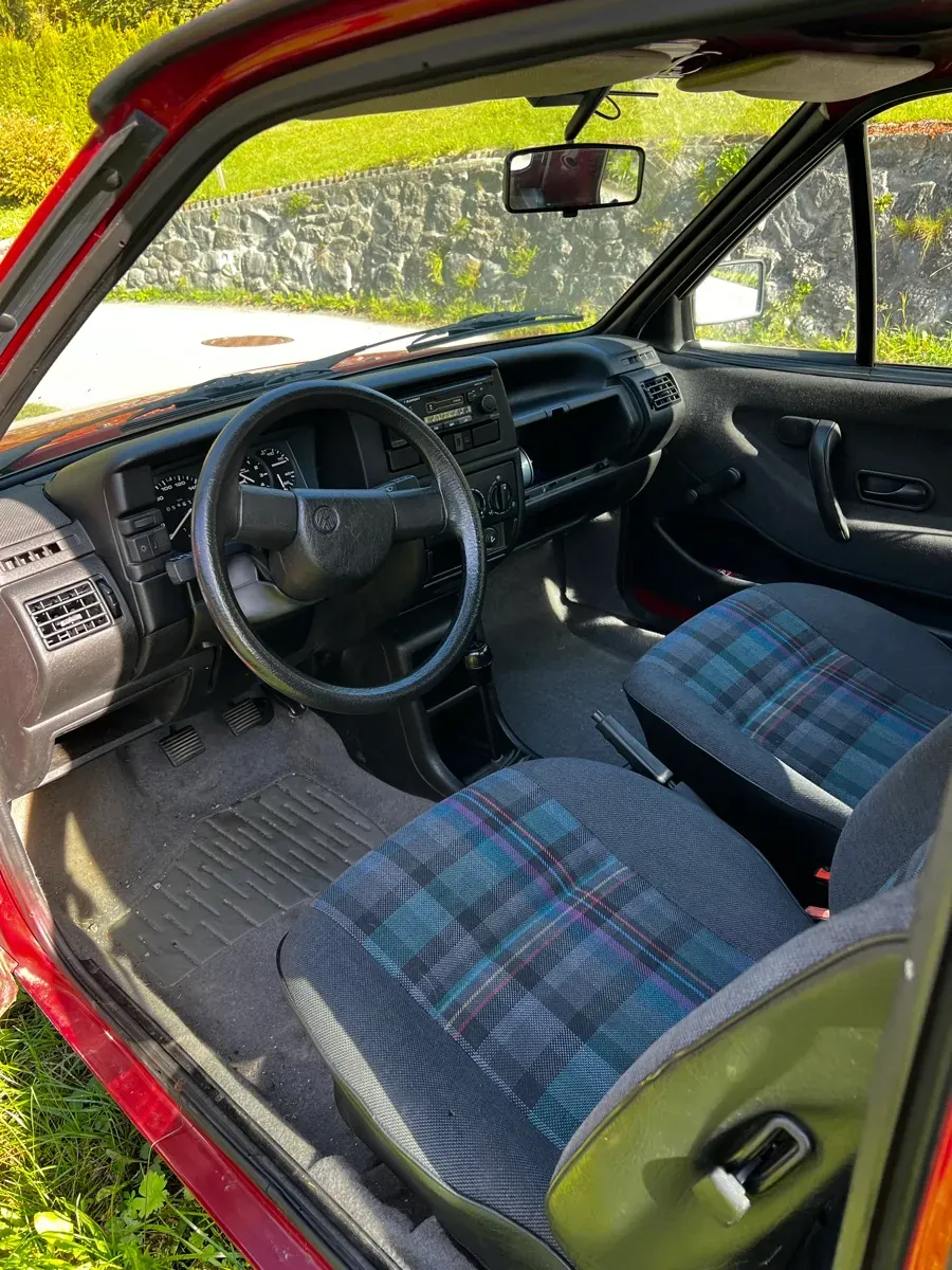 Volkswagen Polo 1991 photo 3