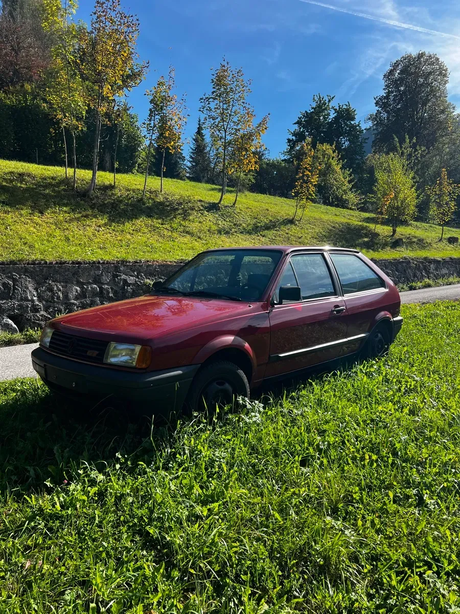 Volkswagen Polo 1991 photo 2