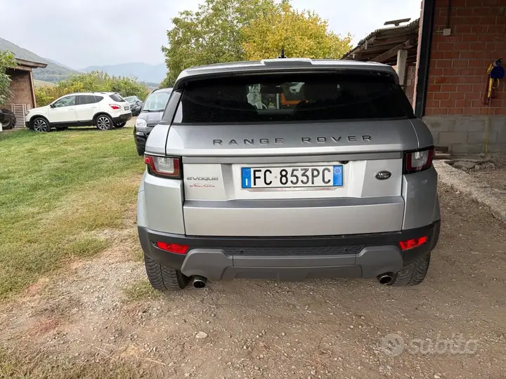 Land Rover Range Rover Evoque 2016 photo 4