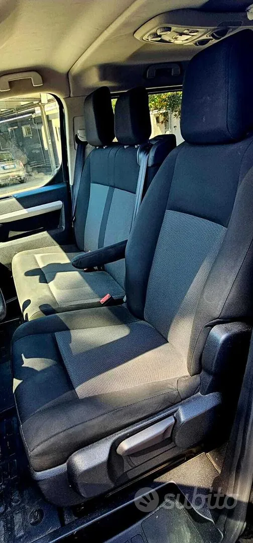 Peugeot Traveller 2020 photo 4