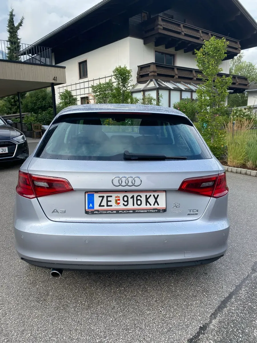 Audi A3 2015 photo 3