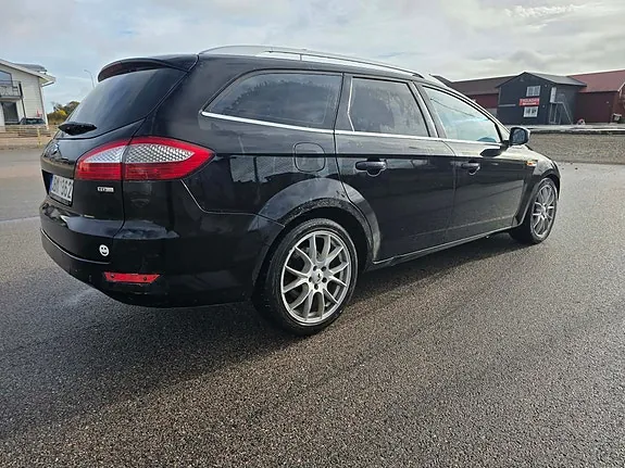 Ford Mondeo 2010 photo 4