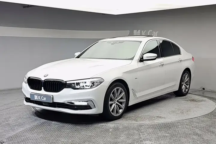 BMW 5 Series G30