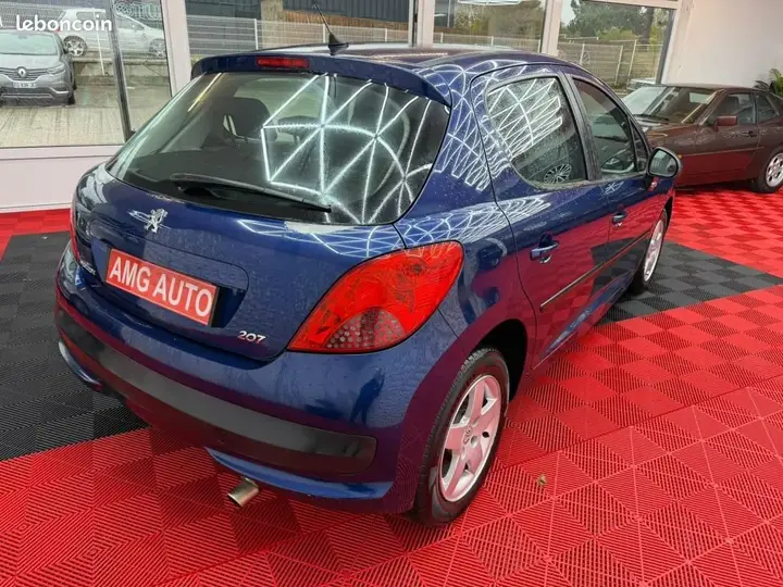 Peugeot 207 2009 photo 4