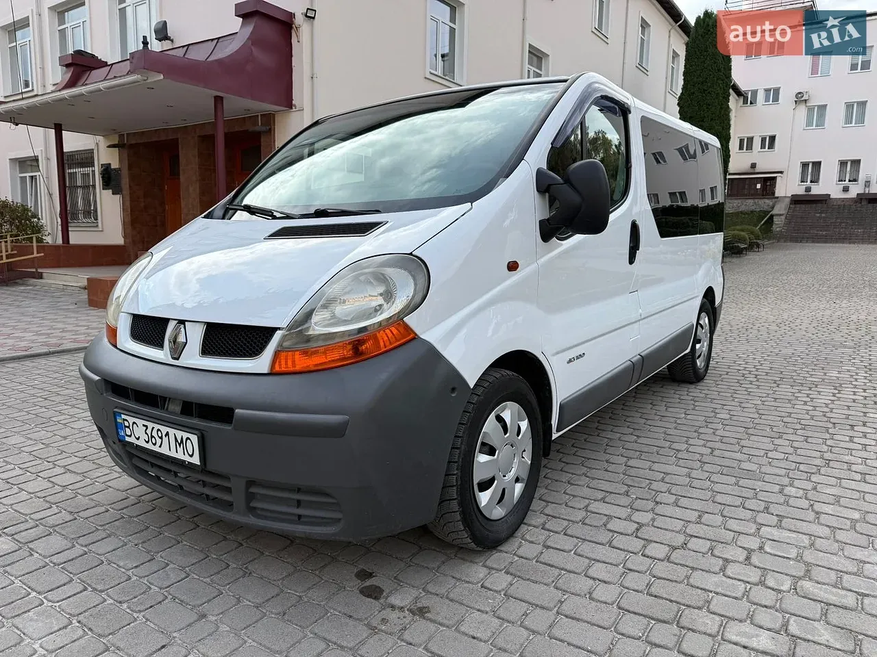 Renault Trafic 2004 photo 4