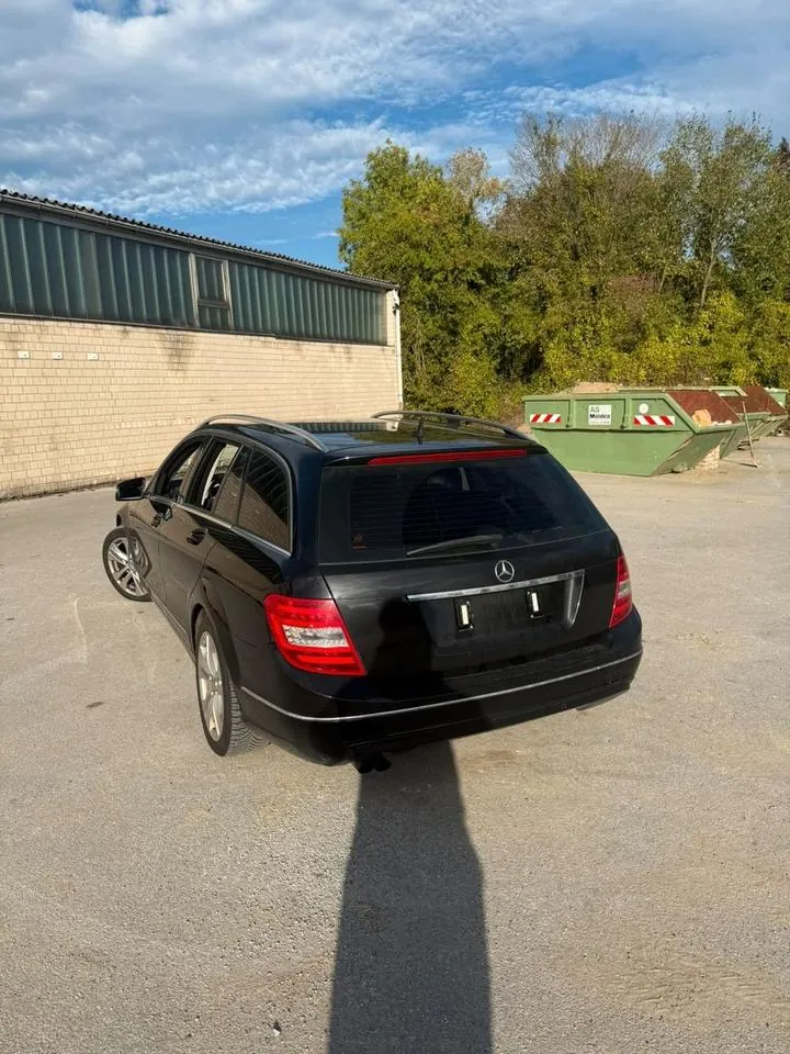 Mercedes-Benz C 180