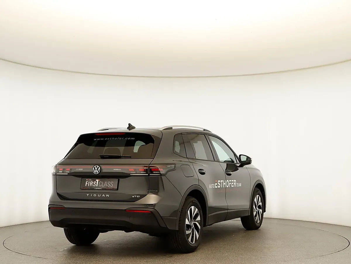 Volkswagen Tiguan 2026 photo 3