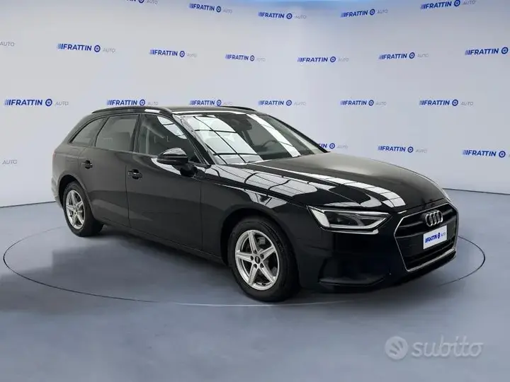 Audi A4 Avant 2021 photo 4