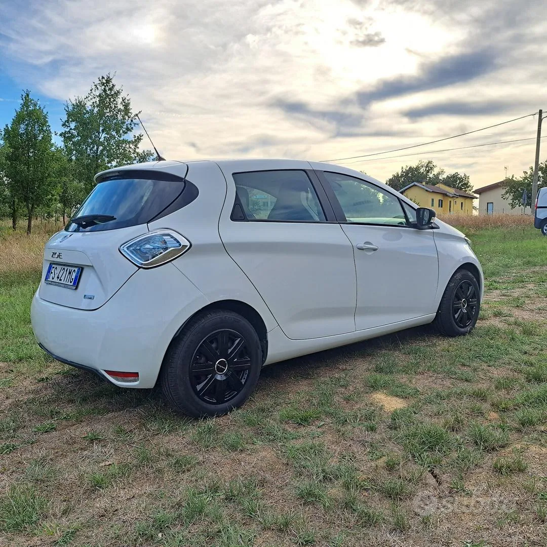 Renault Zoe 2018 photo 4