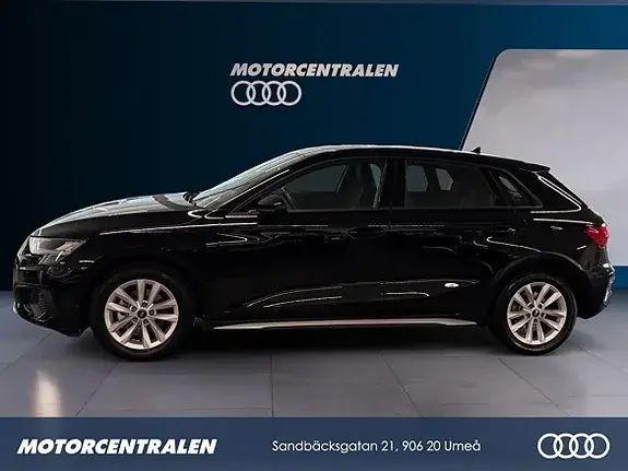 Audi A3 2024 photo 2