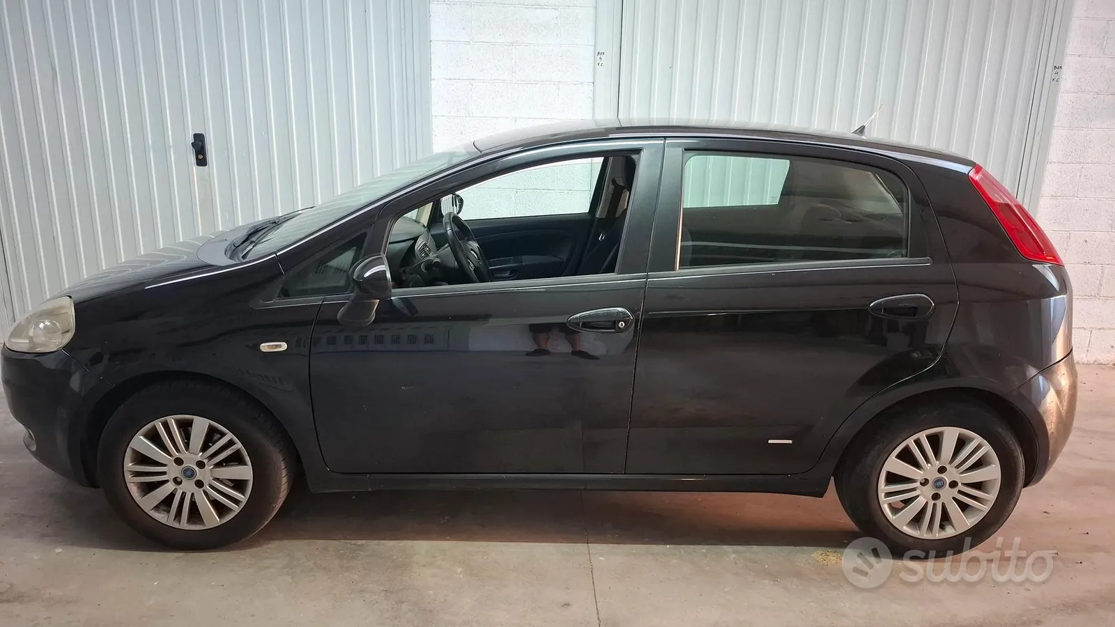 Fiat Grande Punto 2007 photo 3