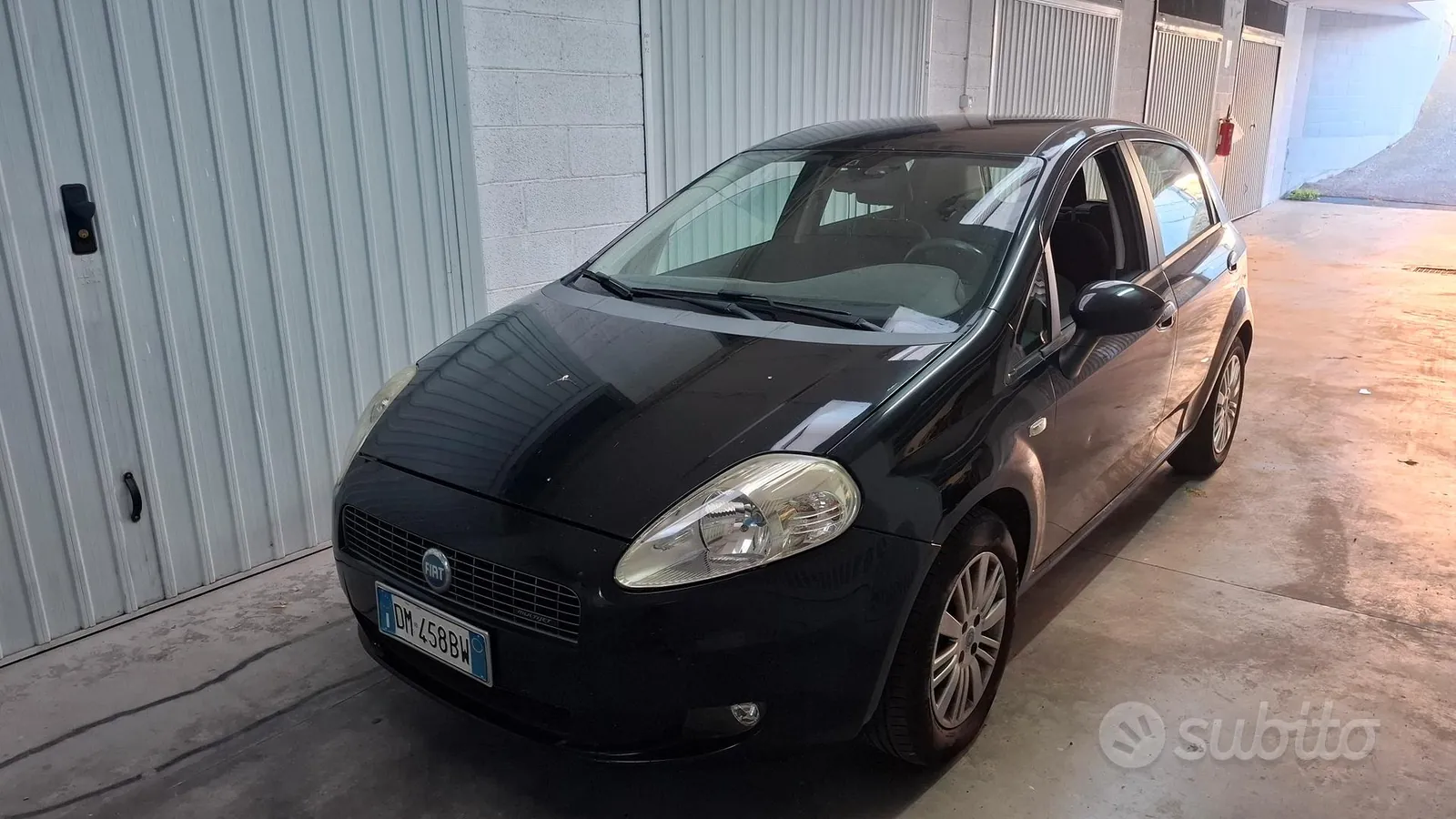Fiat Grande Punto 2007 photo 2
